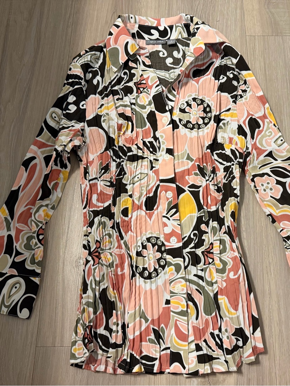 Apt. 9 (Size S)
